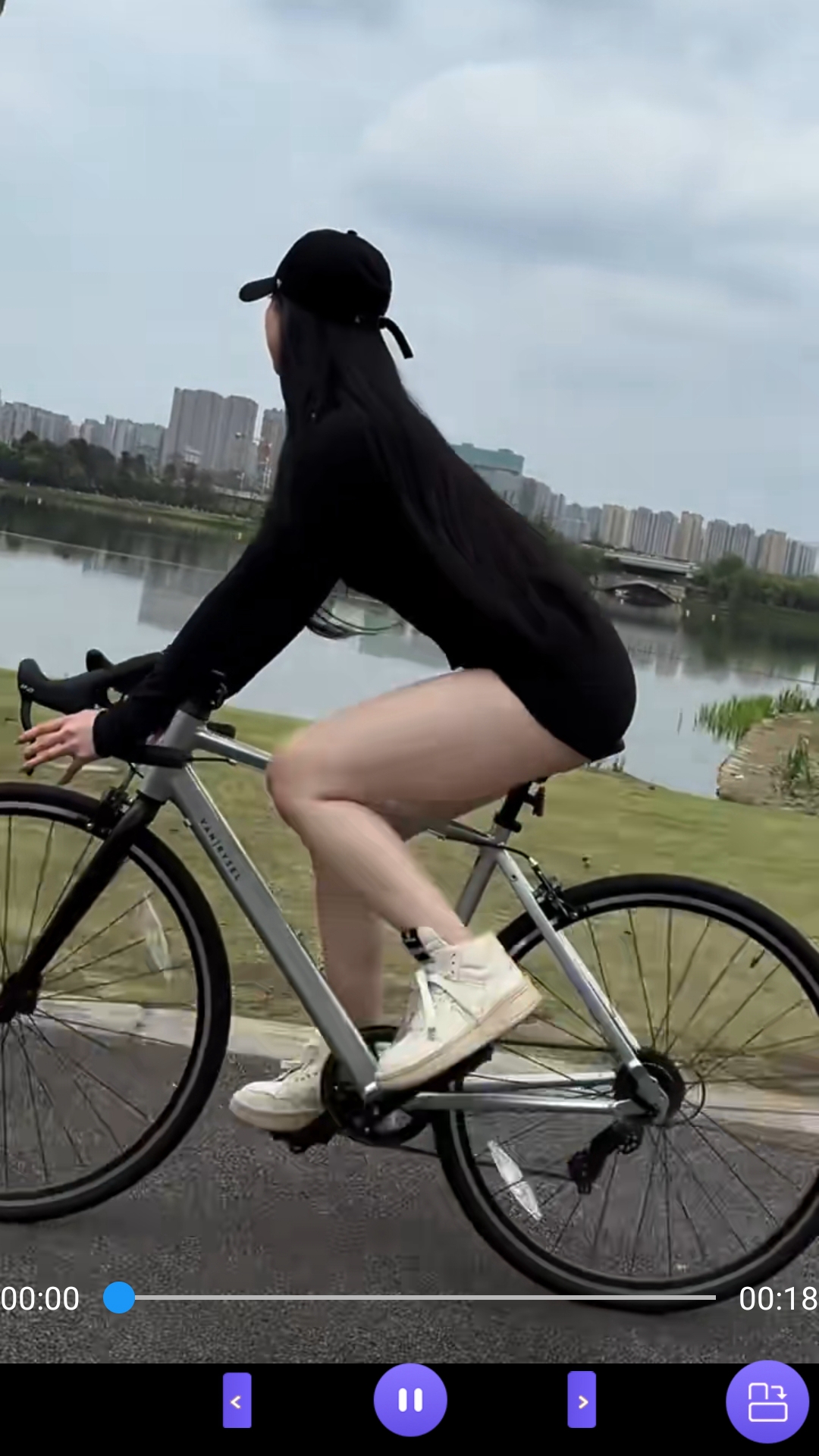[免费] 琛儿大大乌鲁木齐招奴截图